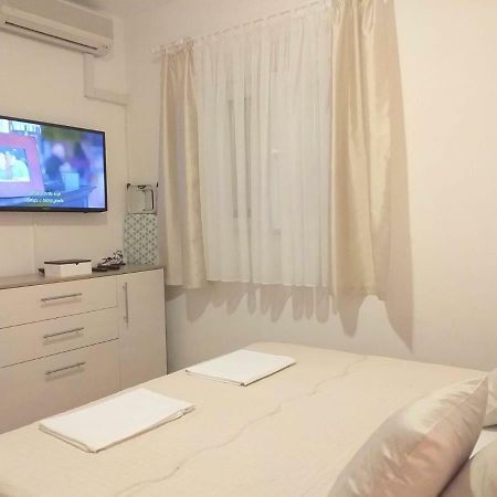 Apartman Jurilj Makarska Ngoại thất bức ảnh